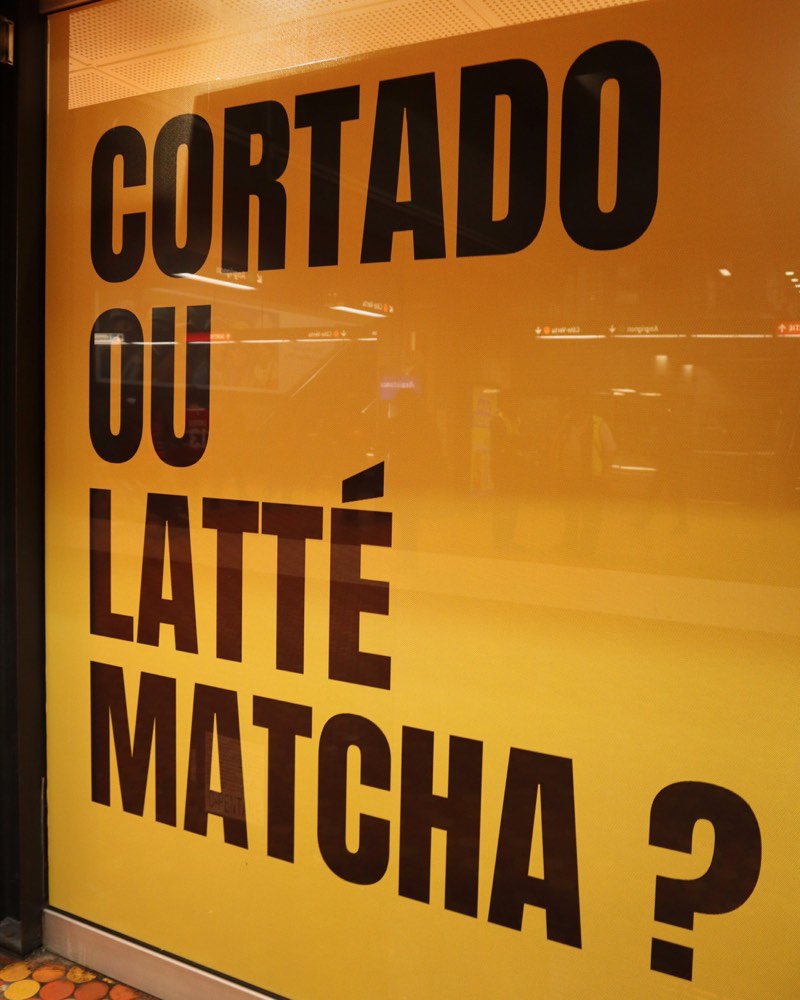 Affiche Le Grab : Cortado ou latté matcha?